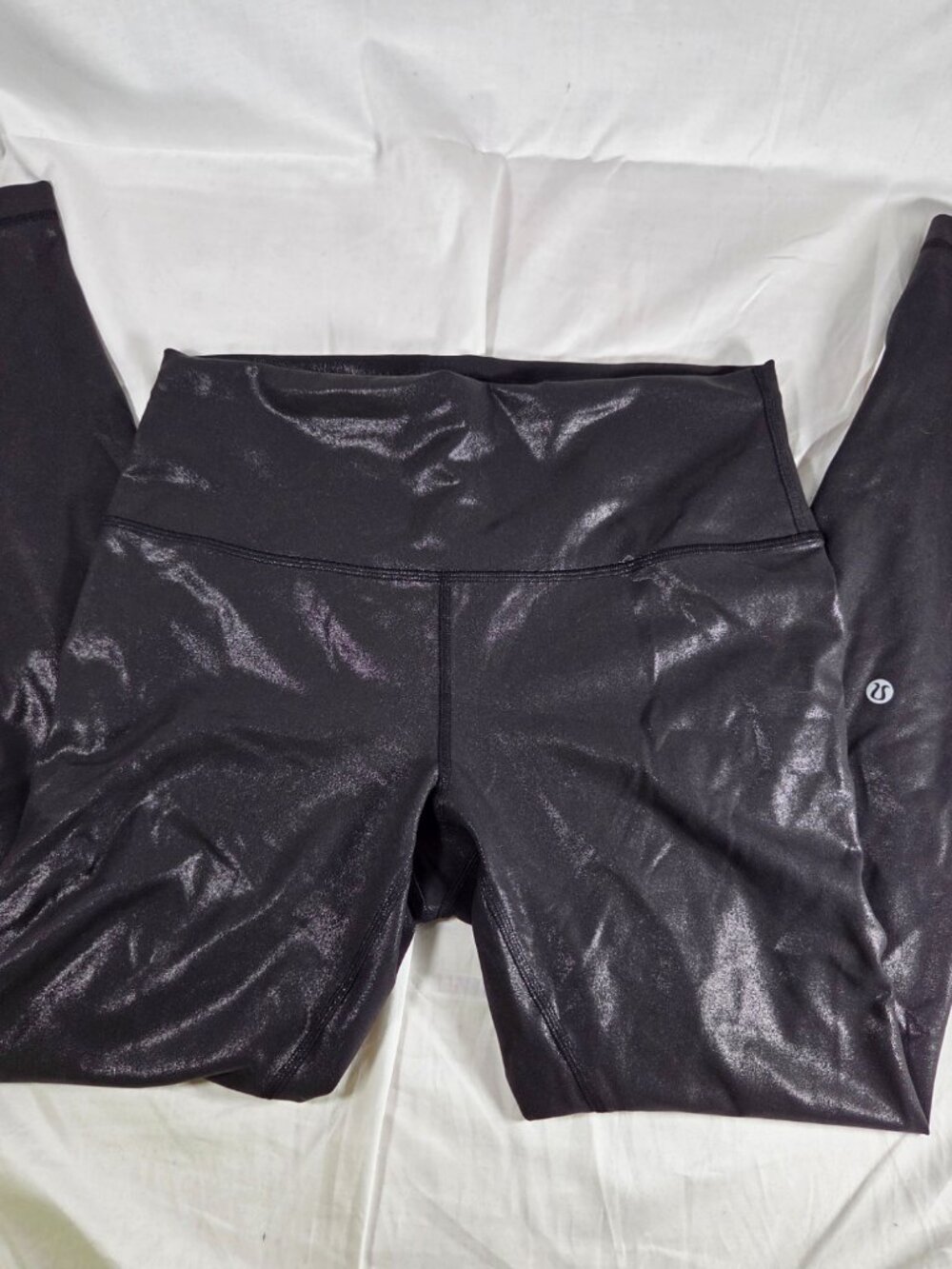 Lululemon Wunder Train HR Tight 28" *Foil Special Edition - Black - Size 10